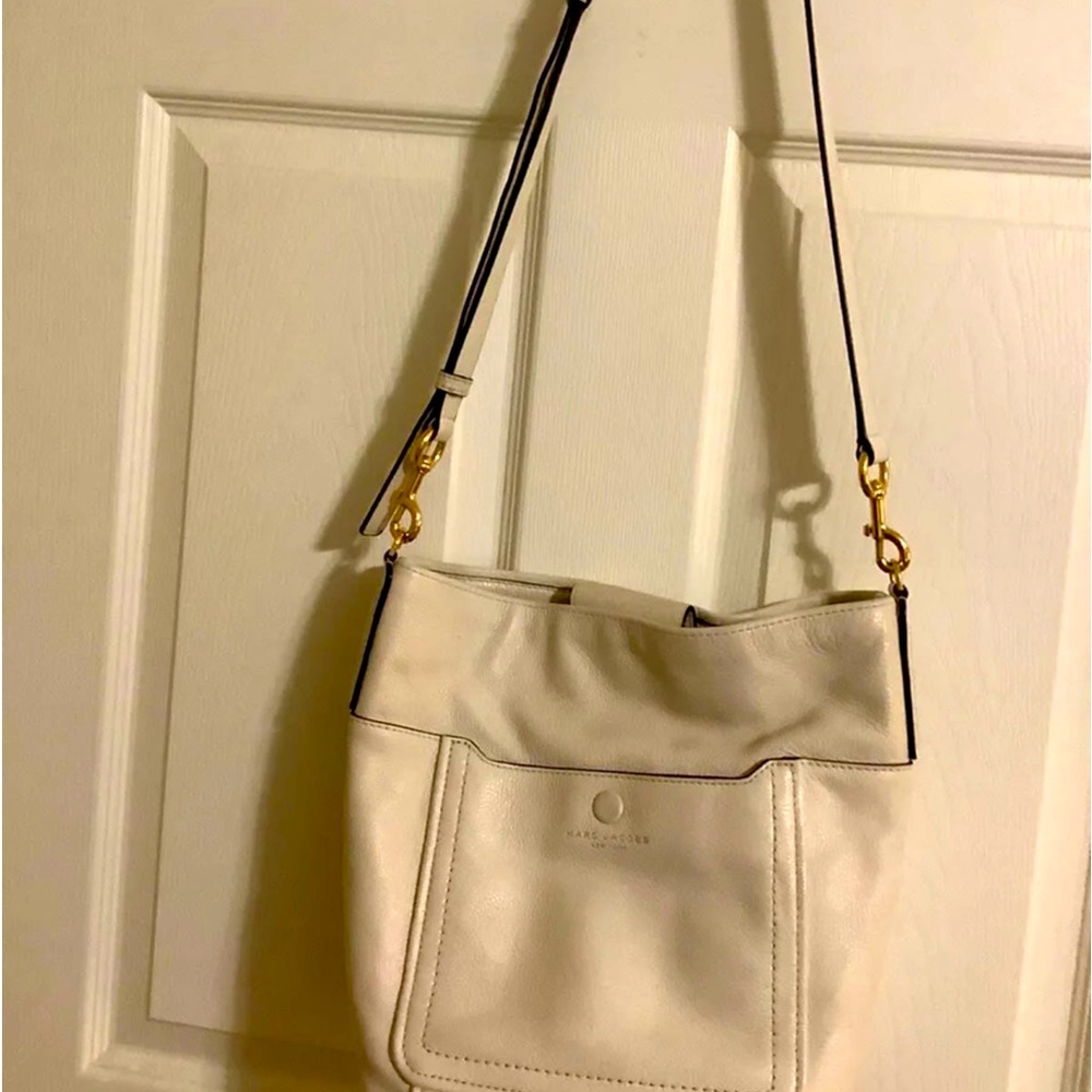 Marc Jacobs City crossbody